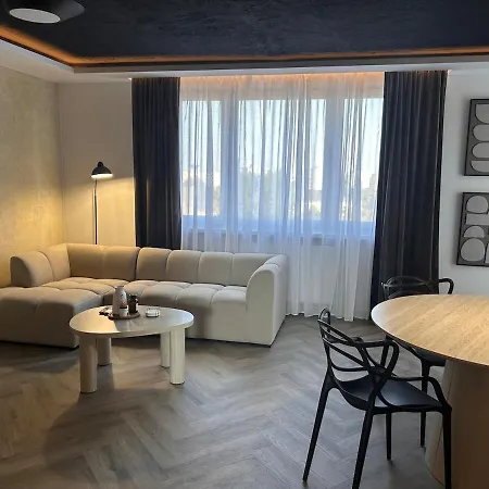Modern Loft Near X-bionic