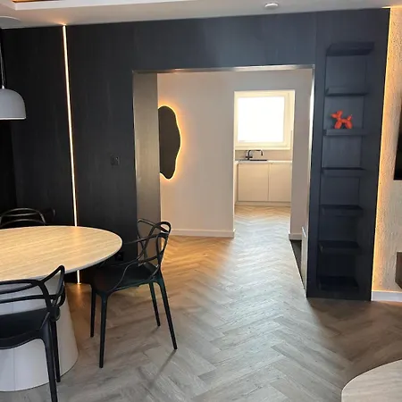 Modern Loft Near X-bionic *