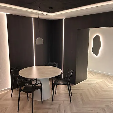 Modern Loft Near X-bionic