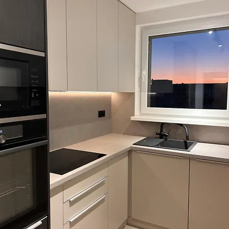 Modern Loft Near X-bionic Apartmán Samorin